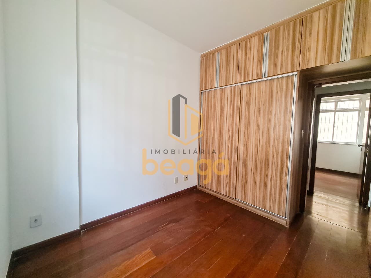 Imagem da propriedade IBH2766 12