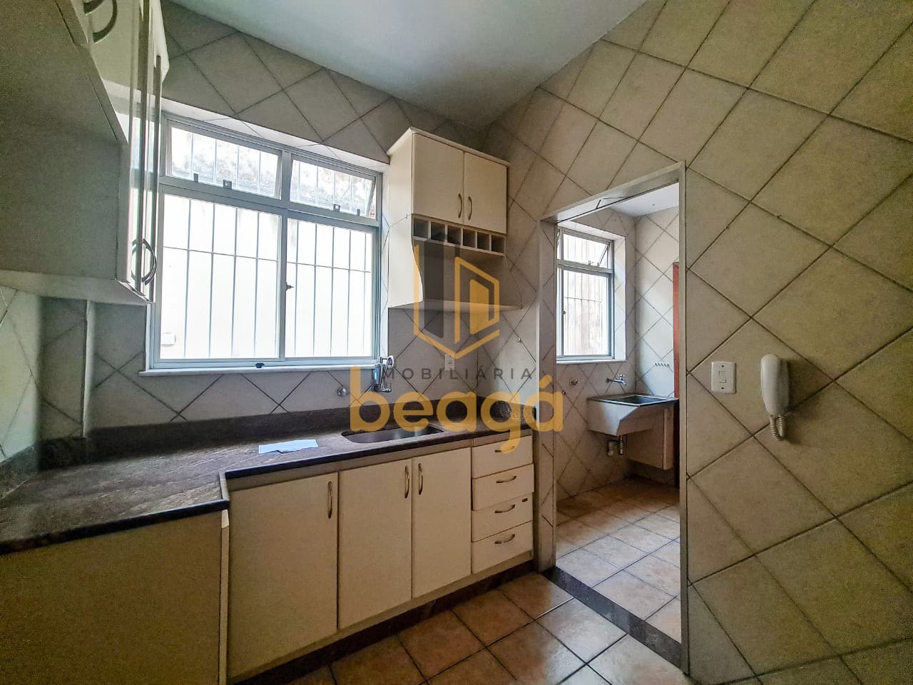 Imagem da propriedade IBH2766 14