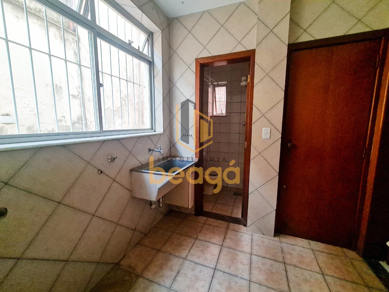 Imagem da propriedade IBH2766 15