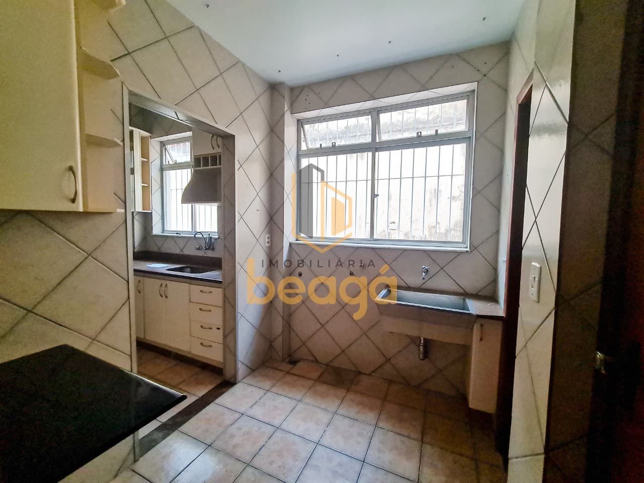 Imagem da propriedade IBH2766 18